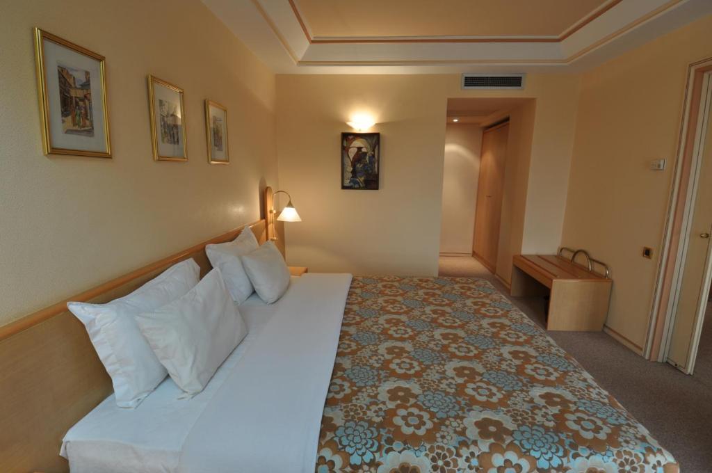 Hotel Wassim Фес Стая снимка